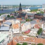 Посольство в Латвии потребовало расследовать вандализм против памятника ВОВ — РИА Новости, 16.09.2021