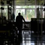 В Кузбассе проверят инцидент с медсестрой, ударившей пациента — РИА Новости, 02.09.2021