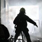 В Саратове потушили пожар на крыше типографии — РИА Новости, 13.11.2021